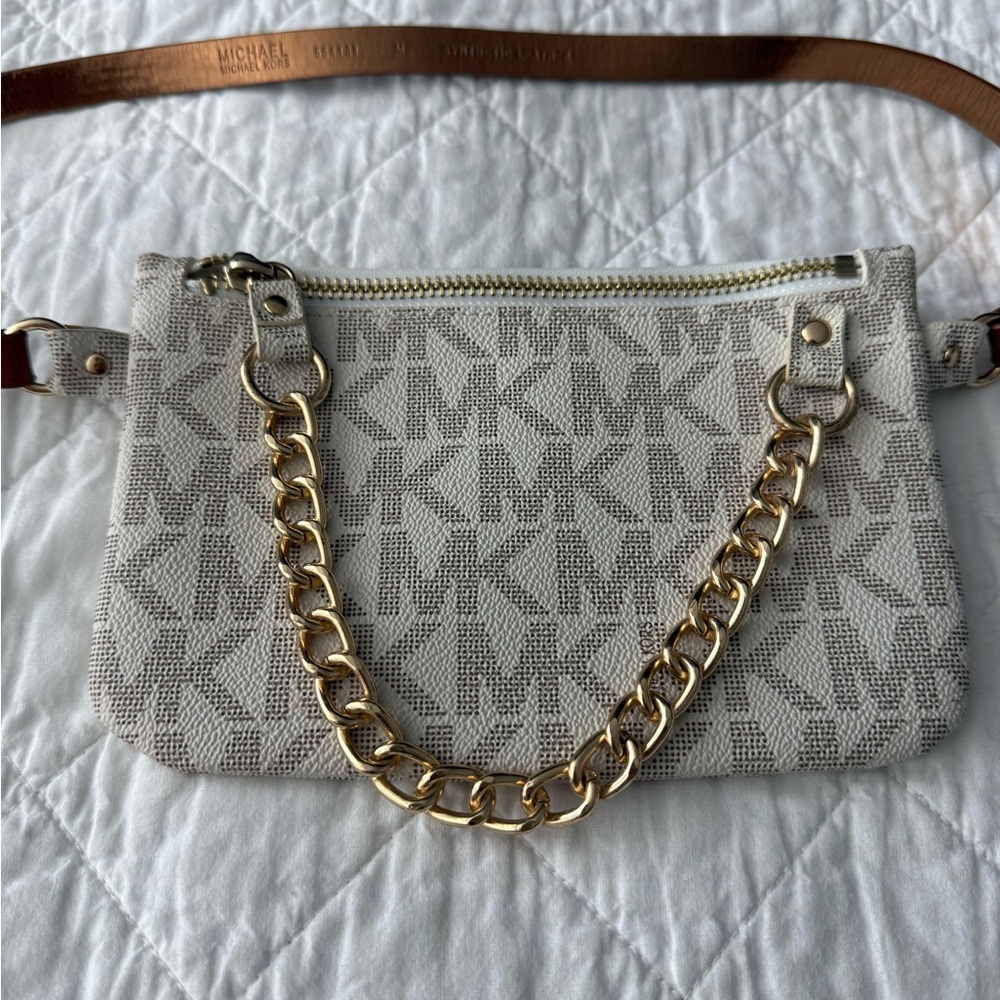 Michael Kors Cream and Brown Belt Bag with Gold Chain - Picture 3 of 10